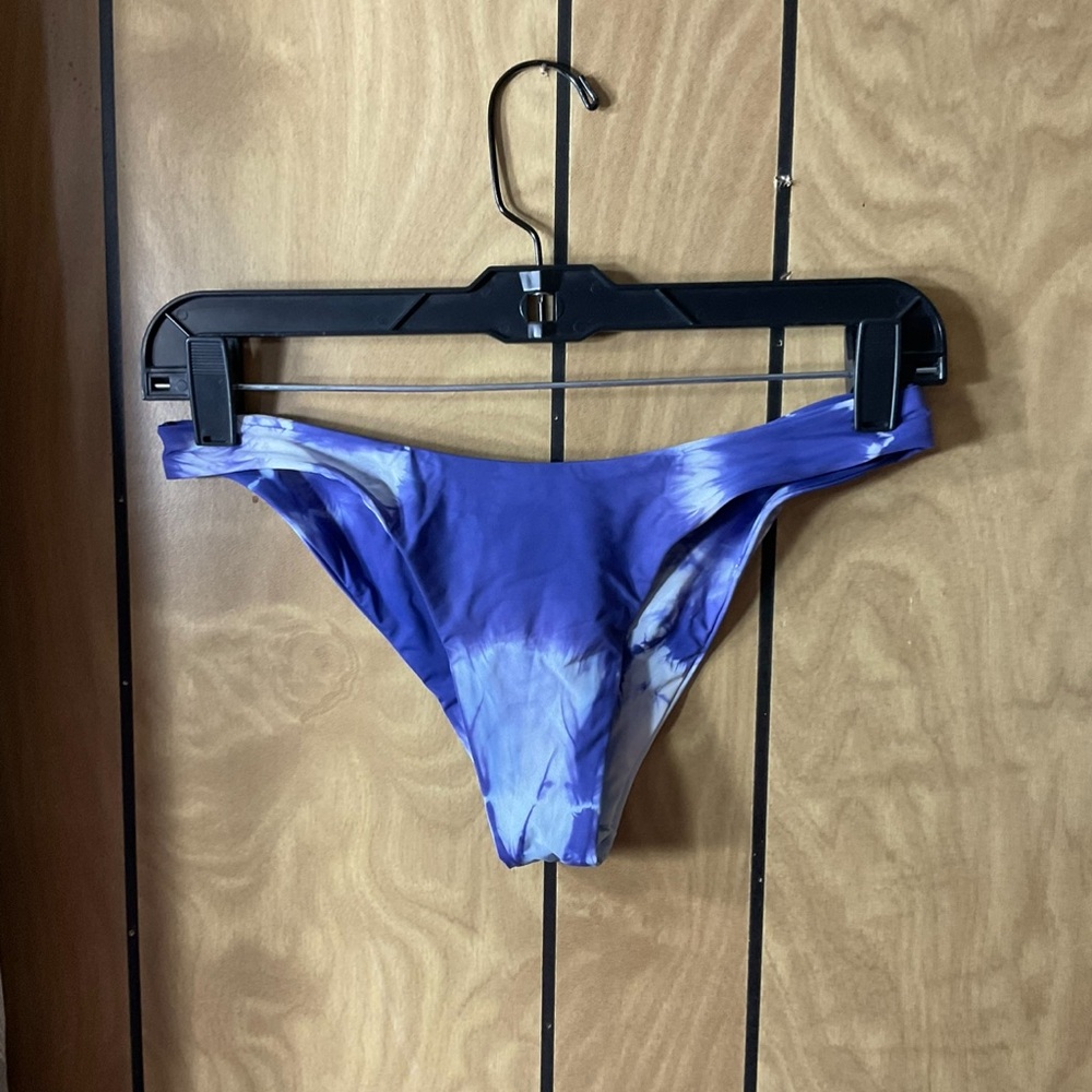 Dippin DaisyPurple/Blue Tie-Dye Bikini Bottoms